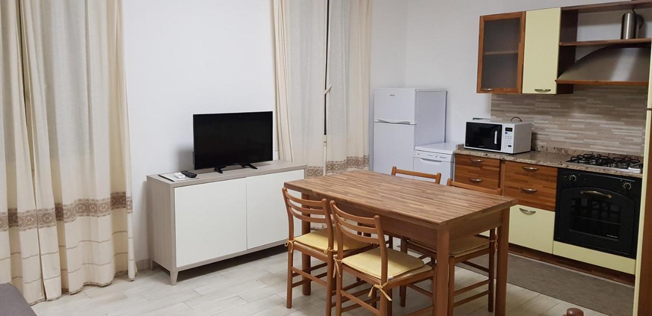 Apartamento La Casa Di Laura Tortolì Exterior foto