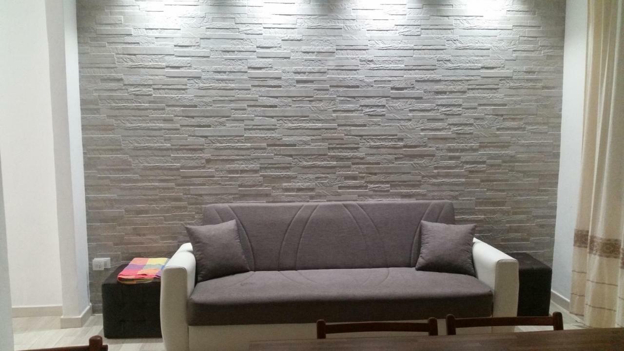 Apartamento La Casa Di Laura Tortolì Exterior foto