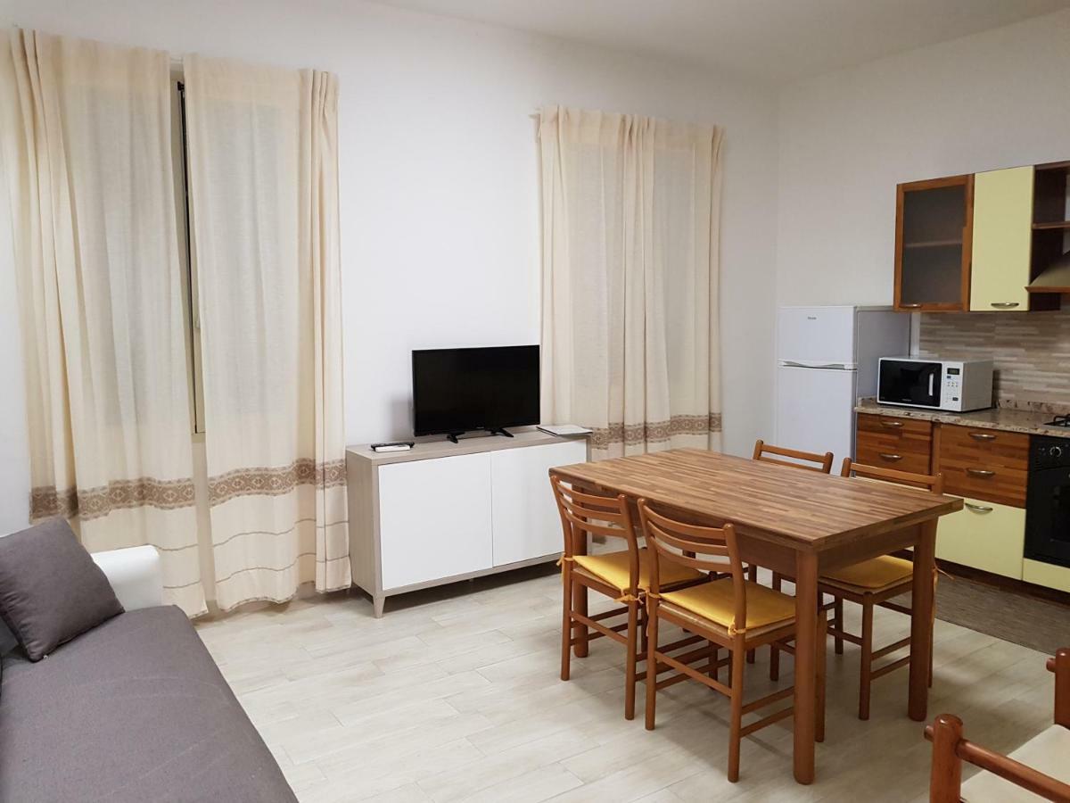 Apartamento La Casa Di Laura Tortolì Exterior foto